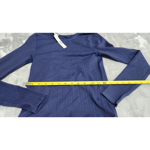 Victoria's Secret Women's Small Blue Soft Seamless Cable Long-Sleeve Top NWT - Picture 4 of 8